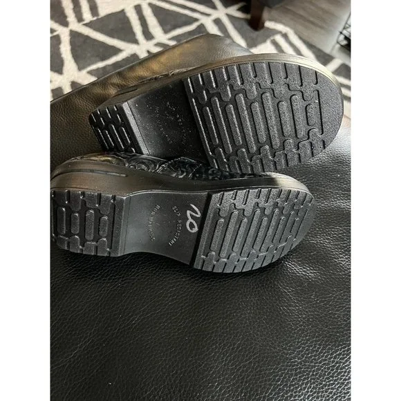 Easy Street Laurie Slip Resistant Comfortable Silver Artisan T1 Shoes Size 6.5M - Picture 6 of 12